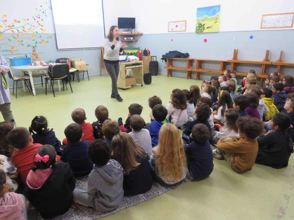 Jardim de Infância de Cepães participou na iniciativa “O morcego esquecido”! 2 IMG 3212
