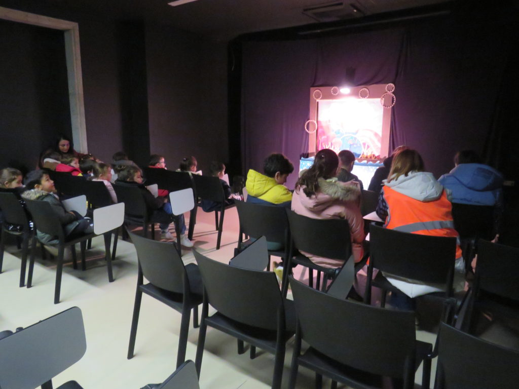 Jardim de Infância de Cepães participou na iniciativa Histórias no CEA – A viagem da Clarinha! 1 IMG 4050