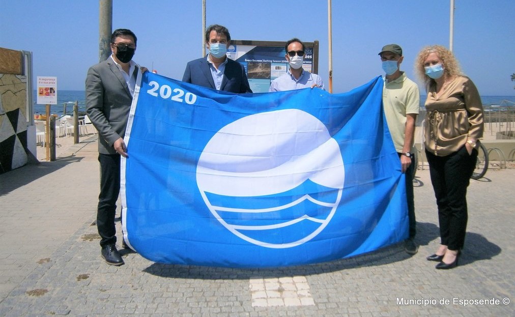 bandeira azul jpeg 1 1024 2500